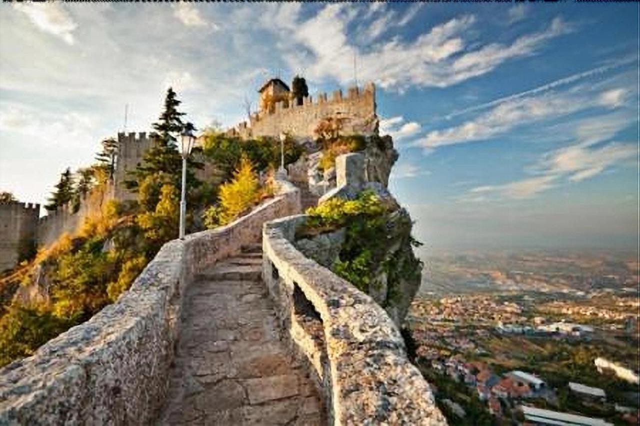 Hotel La Rocca San Marino Dış mekan fotoğraf